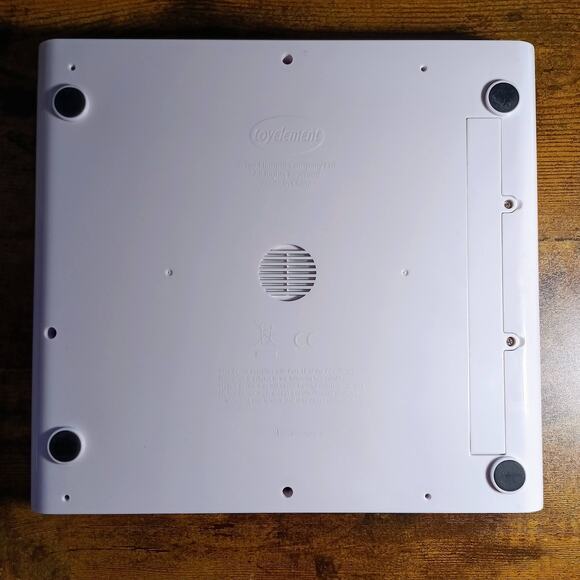 FLASHPAD 2.0 Touch N Go White Light Up Pad 5 Games 2 Player Mode GREAT CONDITION - Picture 5 of 6